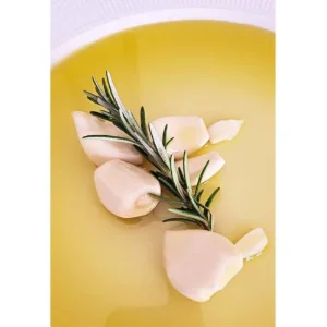 AGLIO CONFIT