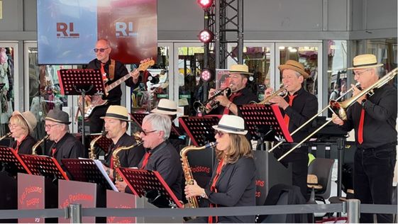 Les Poissons rouges de Corny